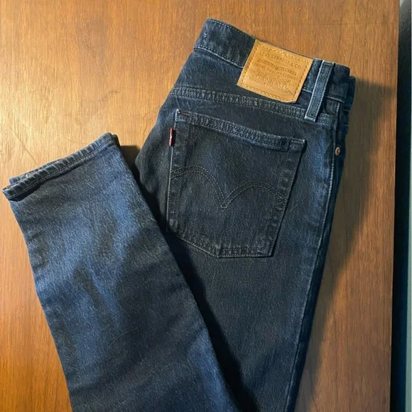 Levi’s Wedgie Black Straight Leg Jean - Picture 6 of 6